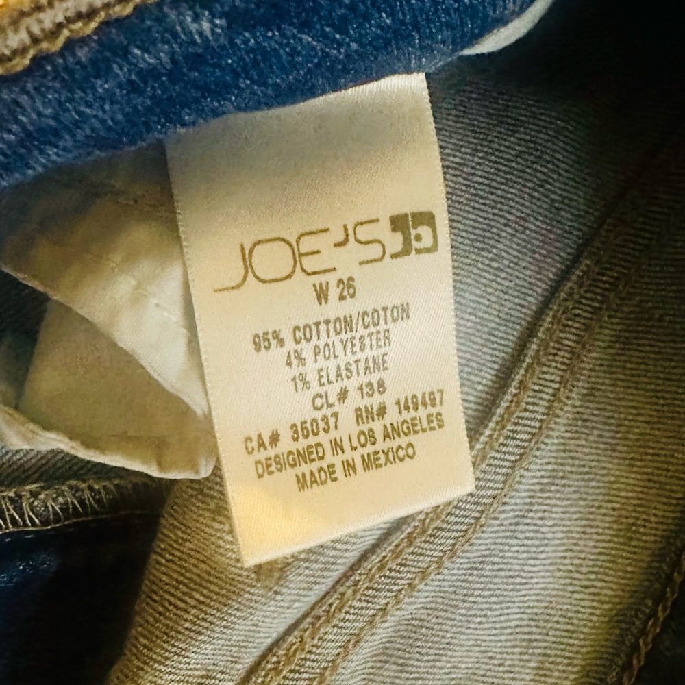 Joe's Jeans woman Classic Denim skinny.